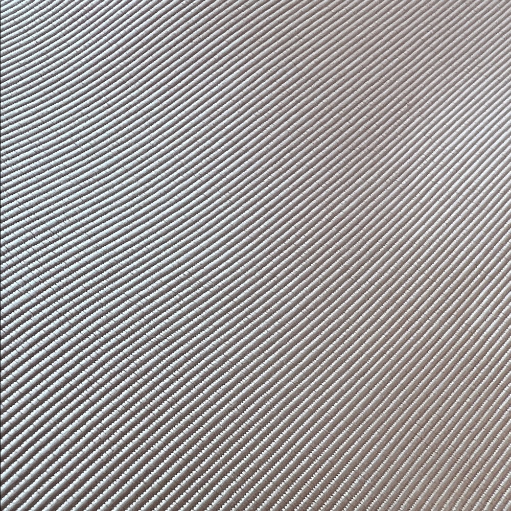 Gucci Pink Satin Chain Crossbody with Pom Pom Charm - Picture 10 of 11